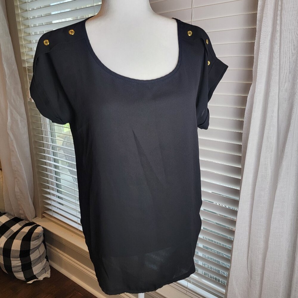 ZENANA OUTFITTERS Black Blouse With Gold Button Detail On Sleeves Size Large